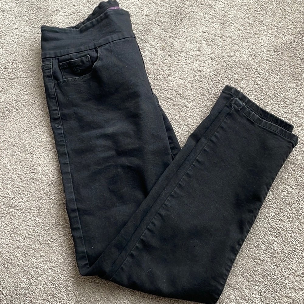 Amanda pull on jeans from Gloria Vanderbilt